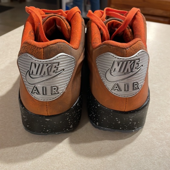 Nike Air Max 90 Mars Landing (size 10.5 - brand new) - Picture 4 of 8
